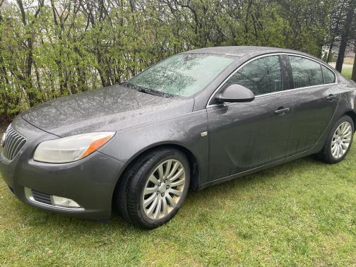 Photo 1 of 5 of 2011 Buick Regal CXL